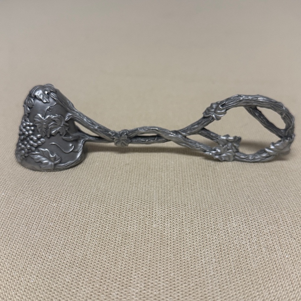 Seagull candle snuffer pewter grapevine design